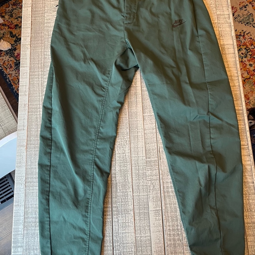 Nike Sportswear Tech Pack Mens Woven Pant - Picture 10 of 13